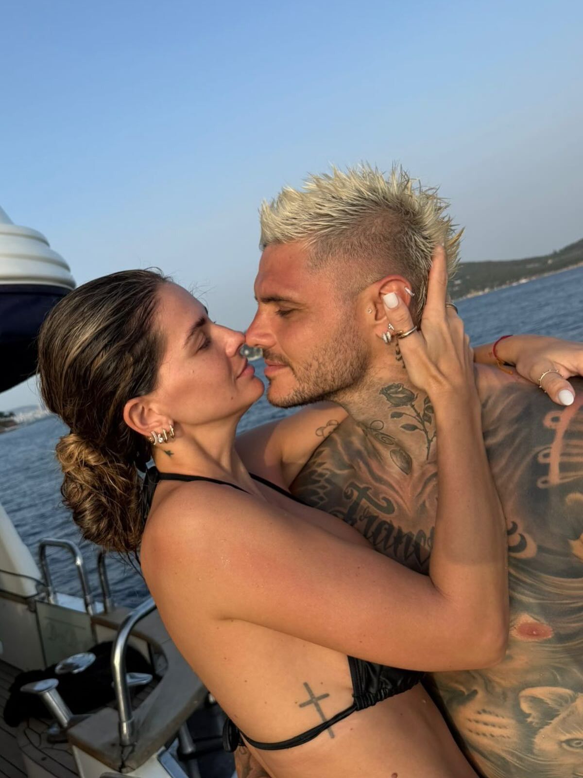 Mauro Icardi, a�ka geldi: "Her g�n beni a��k eden China Su�rez "
