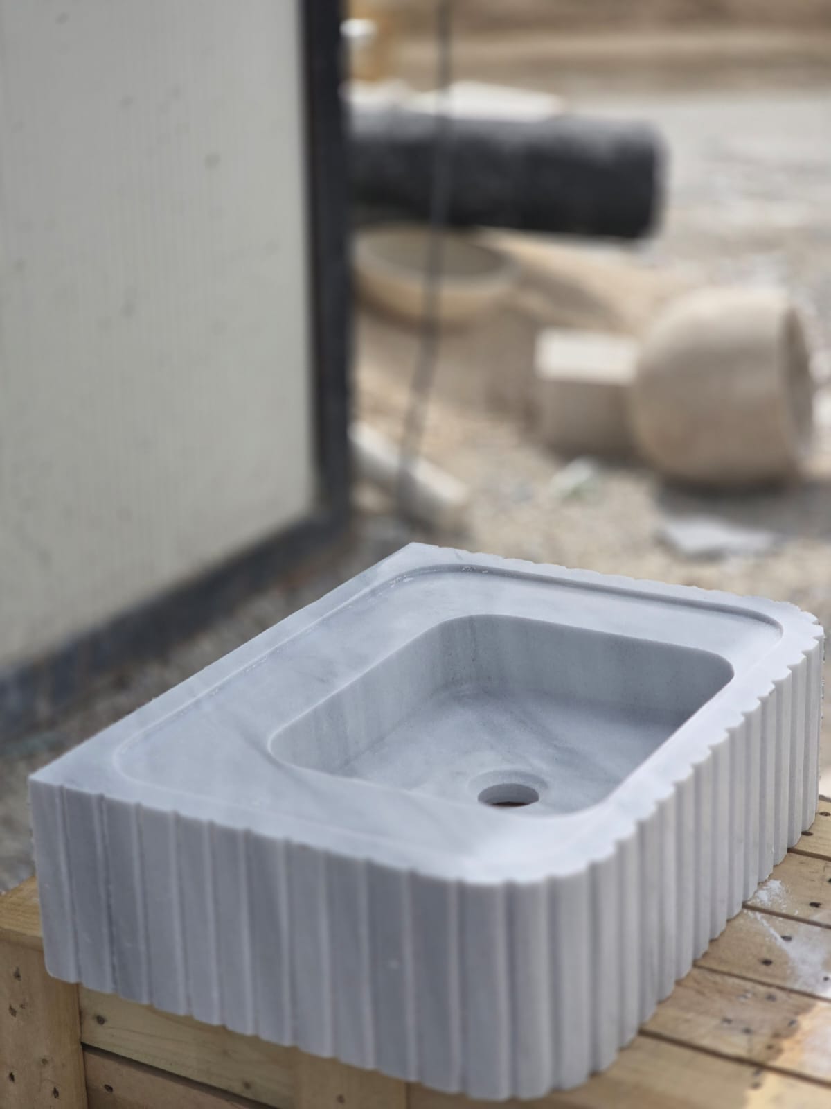 Elegant Bathroom Sink - Hand-Carved White Marble Bathroom Sink – Wall-Mounted or Countertop, Rectangular Vessel, Customizable Design