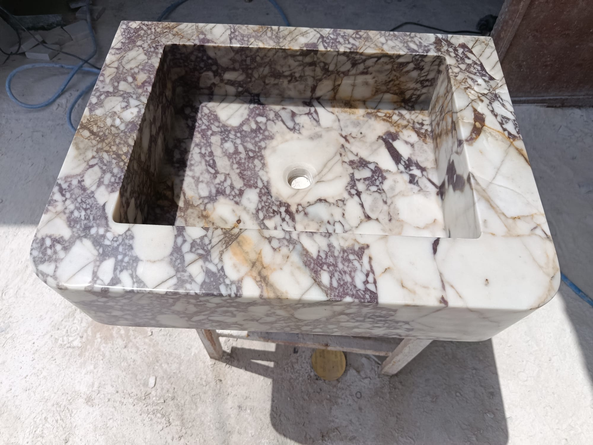 Calacatta Marble Sink – Hand-Carved Rectangular Vanity – Floating or Countertop Installation – Luxury Bathroom Centerpiece