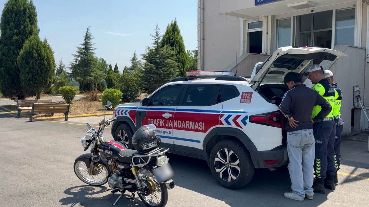 Sakarya'da tehlike sa�an motorcuya a��r ceza