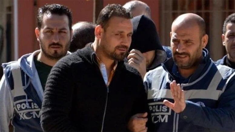 Sahte diploma skandal�nda kara para izleri