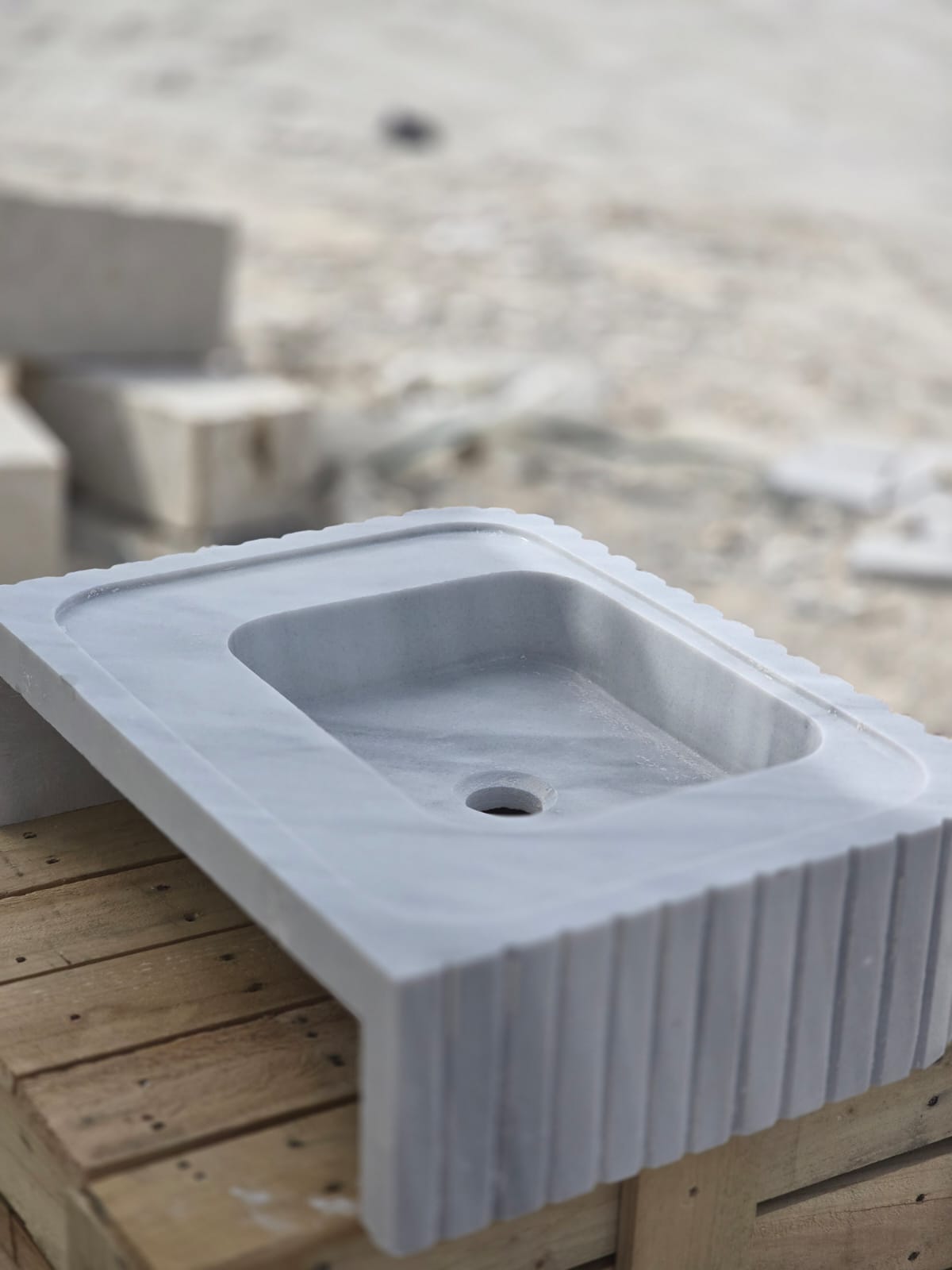 Elegant Bathroom Sink - Hand-Carved White Marble Bathroom Sink – Wall-Mounted or Countertop, Rectangular Vessel, Customizable Design