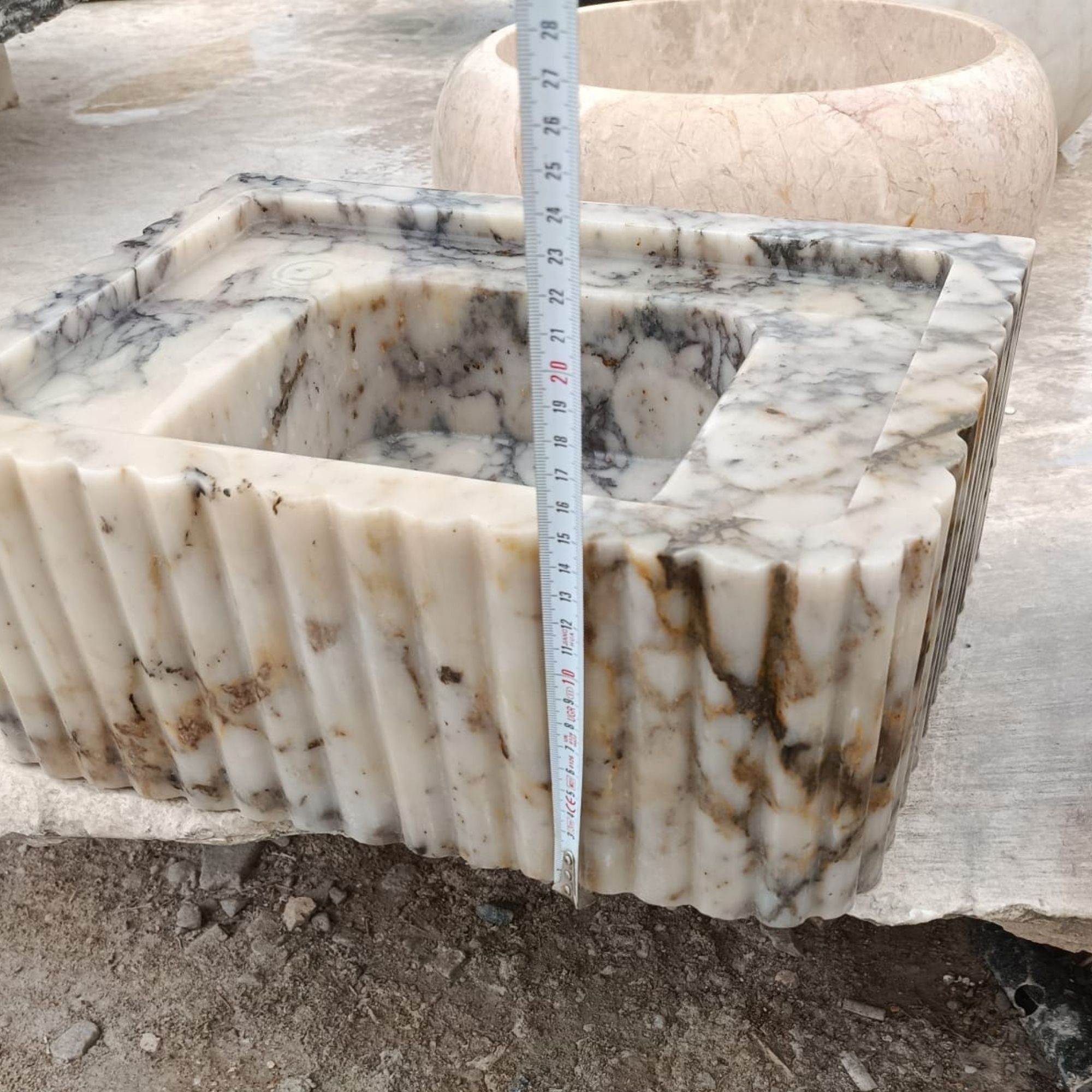 🔥 Custom Calacatta Marble Double Sink – Luxury Meets Design Hand-carved from a single block of real Calacatta marble, this stunning double sink set features bamboo-style detailing and works as both a wall-mounted or countertop installation. Perfect for luxury bathrooms, yachts, hotels, cafes, and modern interiors.  📐 15.75" x 11.81" x 5.91" – Approx. 30kg each 📦 Ships worldwide in insured wooden crates 🎯 Fully customizable to your design vision  🛒 Order yours now 👉 https://marblesinkco.etsy.com/listing/1893484437/calacatta-marble-double-sink-set-hand
