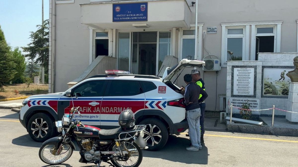 Sakarya'da tehlike sa�an motorcuya a��r ceza