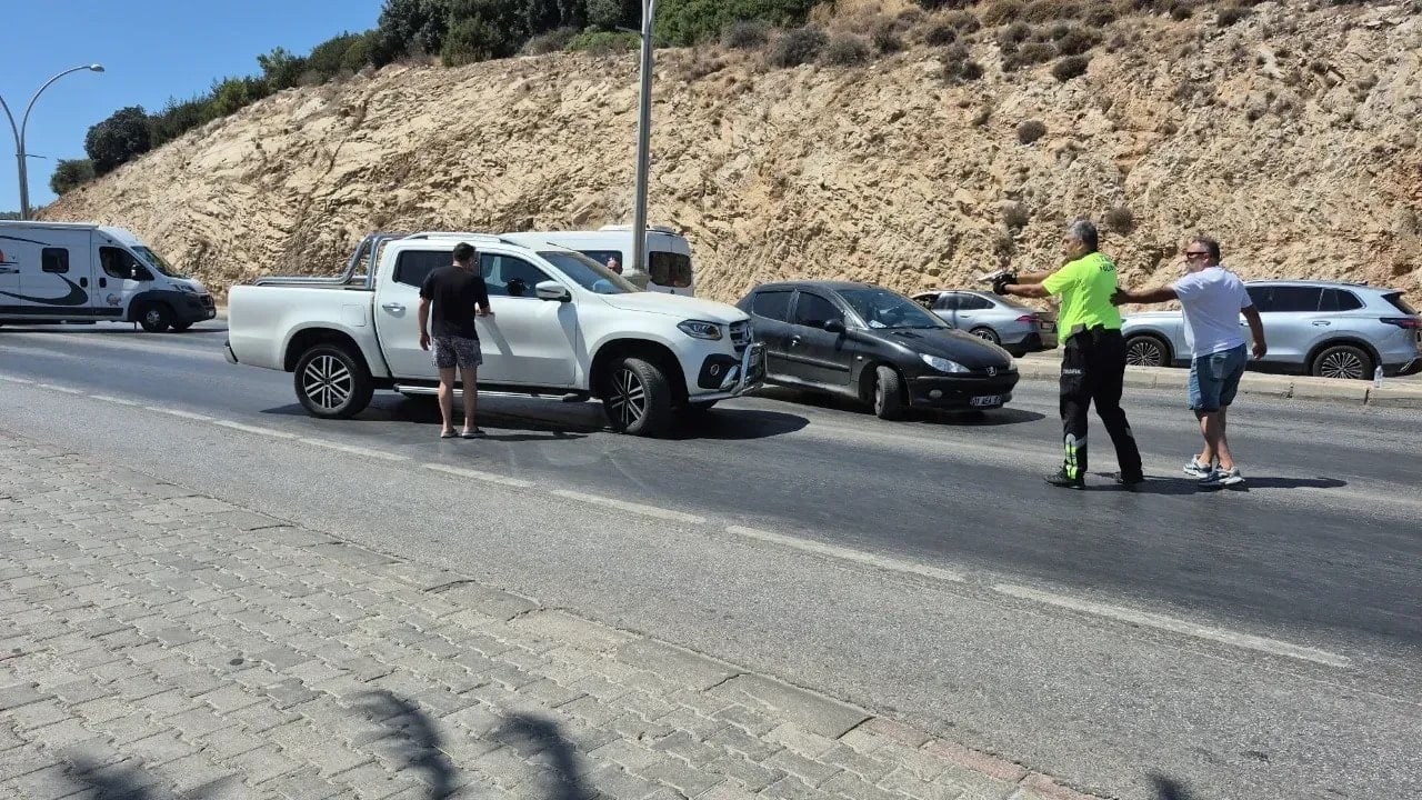 Dilan ��tak yine k�plere bindi! '�yle yetmez'